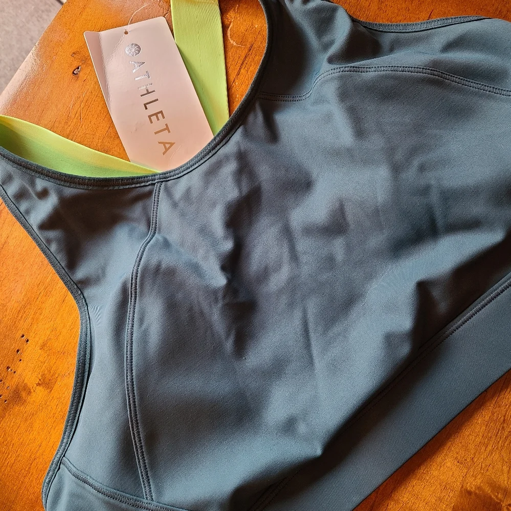 Althleta Sports Bra - new with tag - Picture 2 of 4